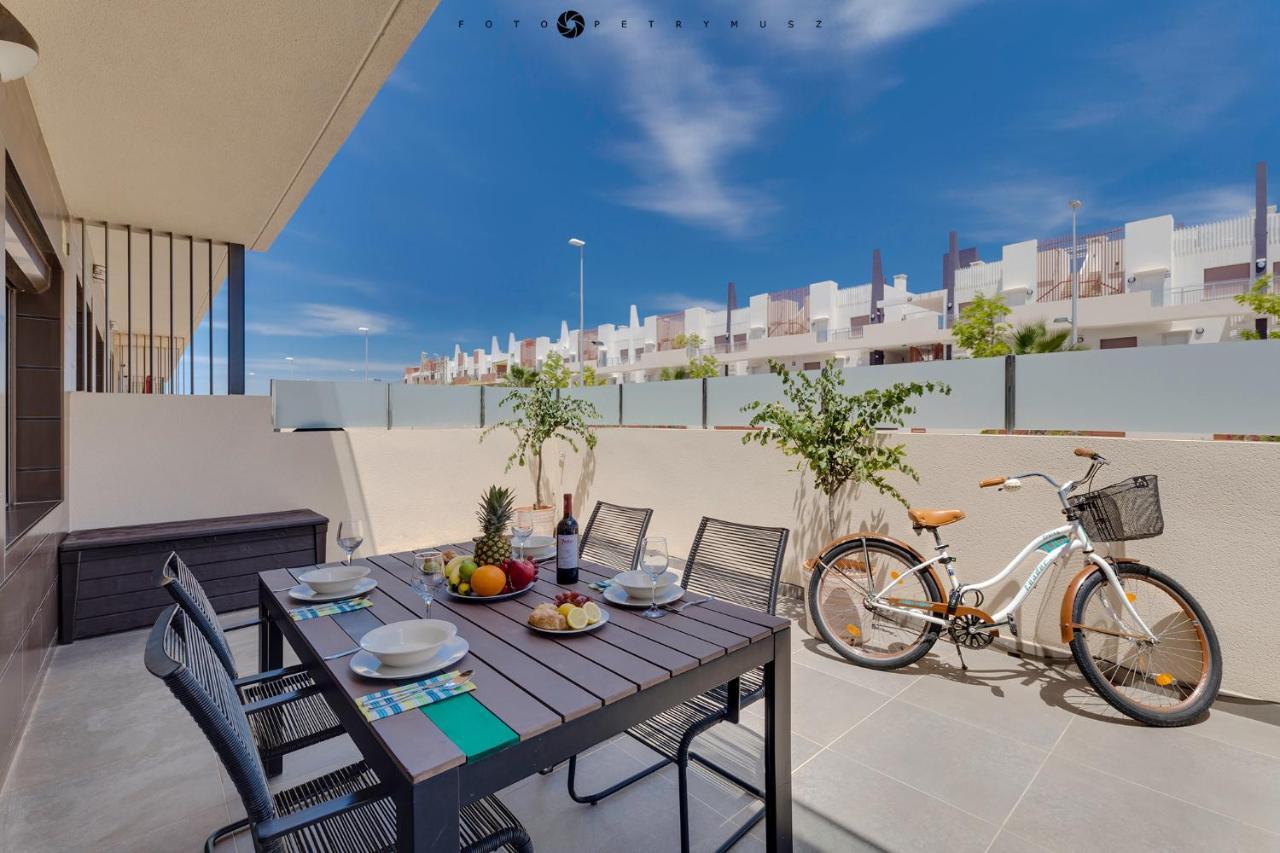 Apartamento En La Planta Baja "Playa Elisa" Pilar de la Horadada Εξωτερικό φωτογραφία